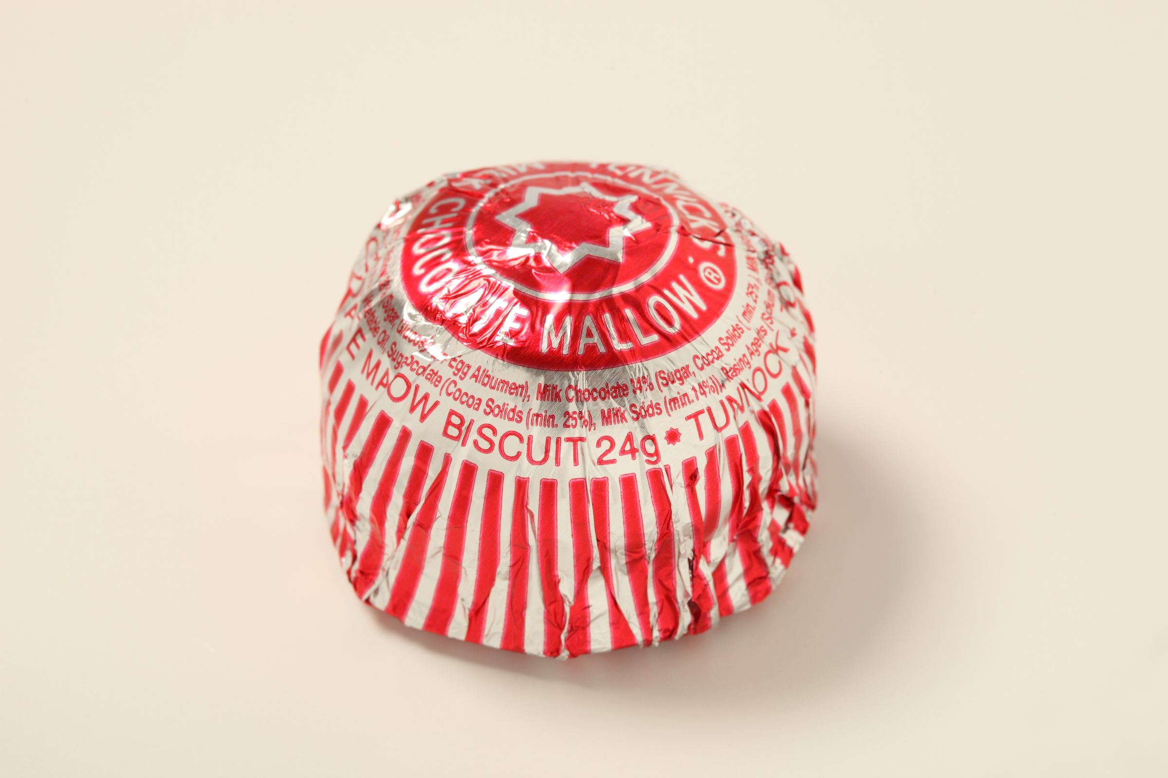 Tunnock's Tea Cakes Milk Chocolate (pack of 3 - 18 pieces)